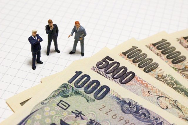 アフィリエイトの報酬はいつもらえる？ASPの最低報酬支払金とは？